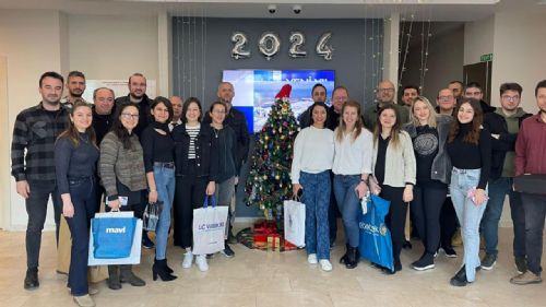 Düzce Float Glass Family Gathers for Traditional New Year Raffle.